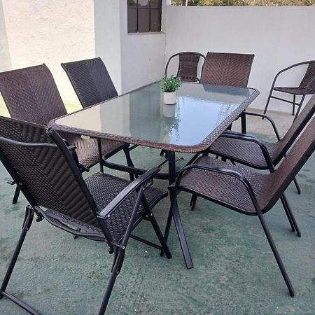 L'Aurora Inn Hostal Guatemala City Exterior photo